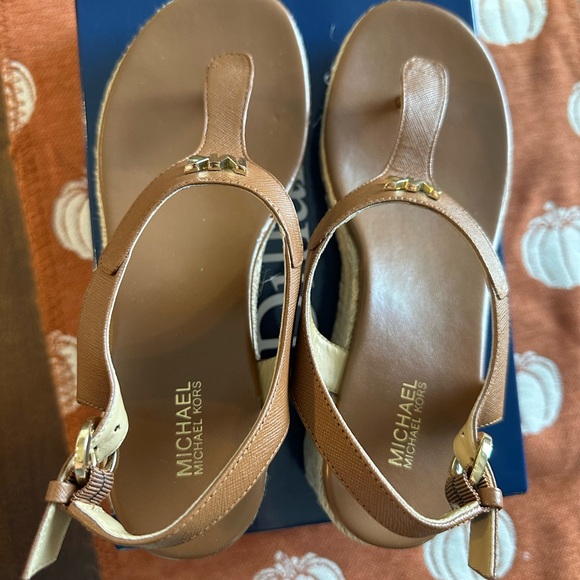 Michael Kors - Picture 5 of 5